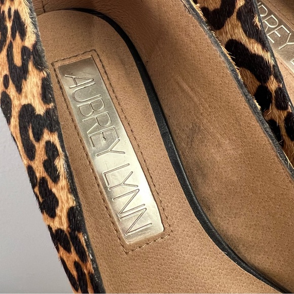 AUBREY LYNN AMANDA LEOPARD PRINT CALF HAIR FUR CHUNKY DRESS HEELS PUMPS Size 6 - Picture 2 of 12